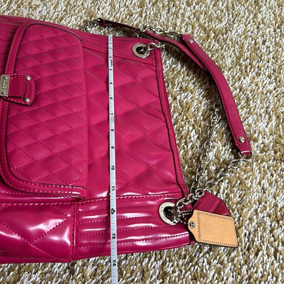 Coach - Picture 14 of 15